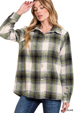 Load image into Gallery viewer, YARN DYED PLAID SHACKET (OLIVE)

