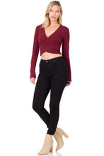 Load image into Gallery viewer, RIBBED TWIST FRONT TOP (Burgundy)
