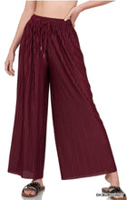 Load image into Gallery viewer, Effortless Chic Pleated Wide Leg Pants
