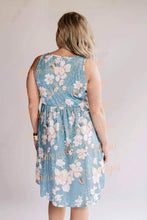 Load image into Gallery viewer, Sleeveless Maxi Dress - Light Blue Floral
