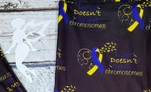 Load image into Gallery viewer, Love Doesn't Count Chromosomes Leggings
