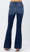 Load image into Gallery viewer, Hi-Rise 2" Hem Trouser Flare Jeans
