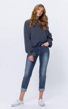 Load image into Gallery viewer, Hi-Rise Bleach Splash BoyFriend Jean Capris
