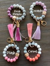 Load image into Gallery viewer, Silicone Bead Keychain Wristlet (Peach)
